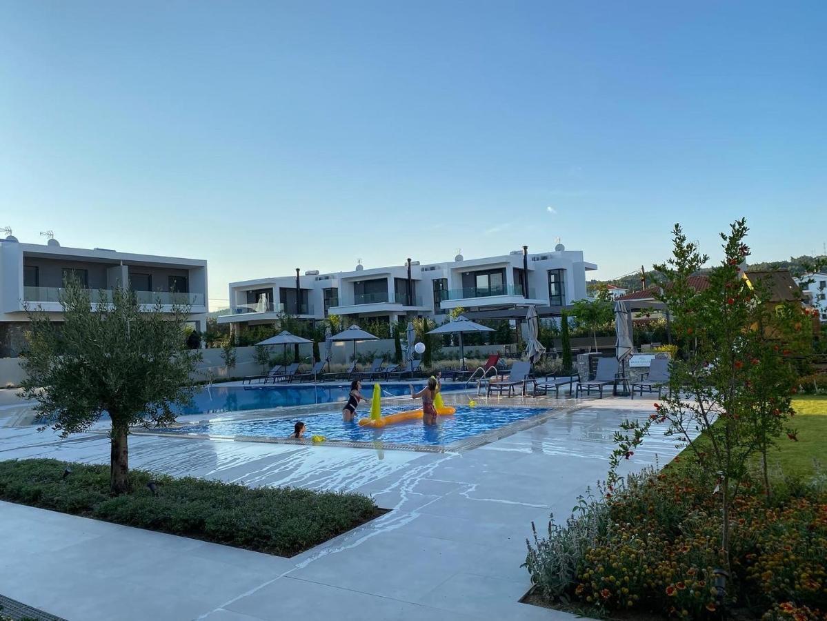 Olea Luxury Apartments Nikiti  Luaran gambar